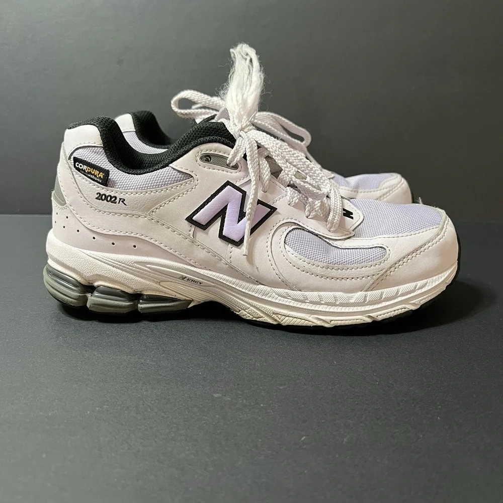 New Balance 2002R Kids White Purple Cordura Running Shoes GC2002PL Size 6